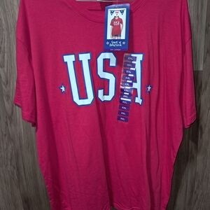 Red USA Graphic Tee - Short Sleeve